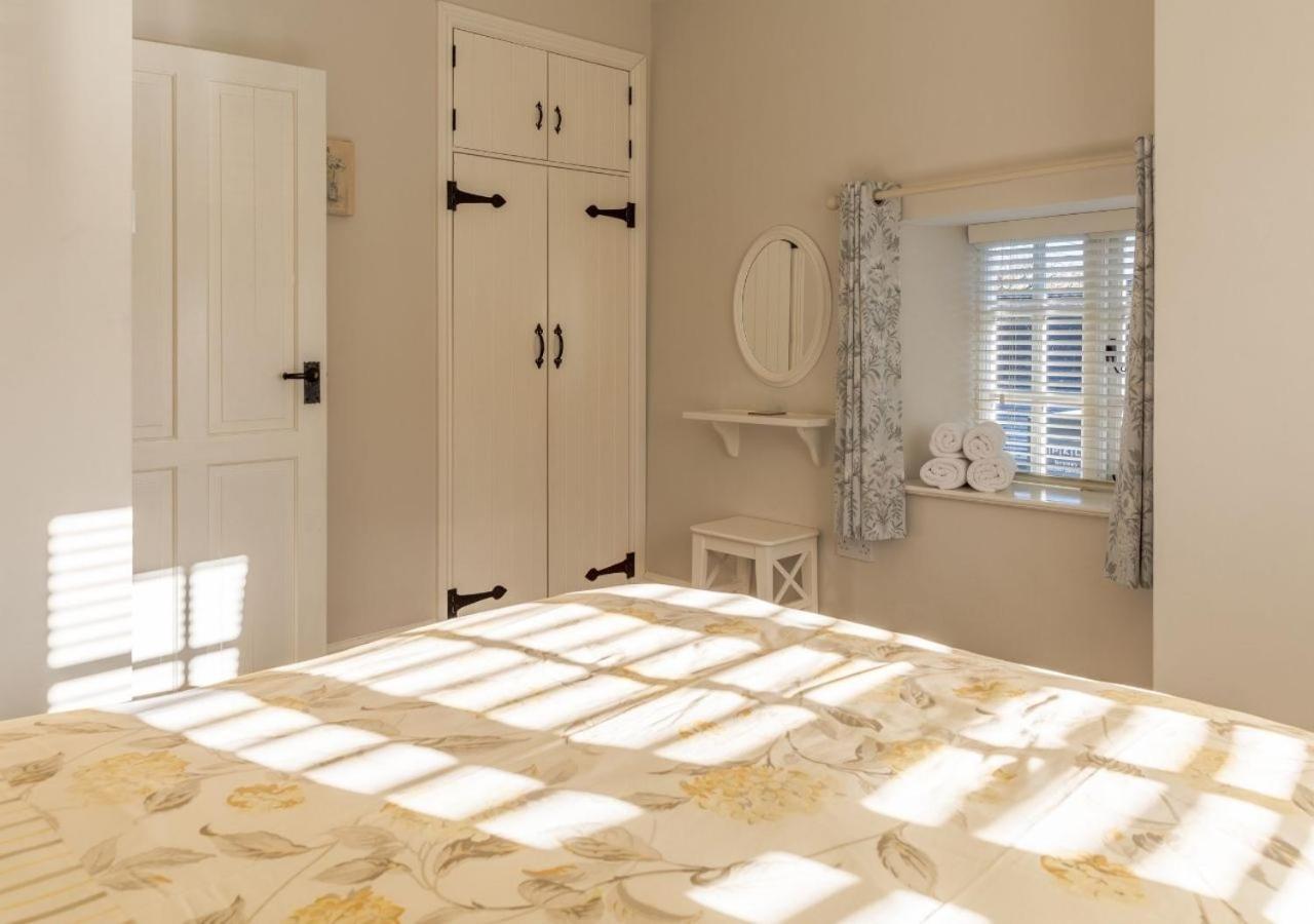 Jasmine Cottage - 2 Bedroom In Heart Of Bourton! Ngoại thất bức ảnh