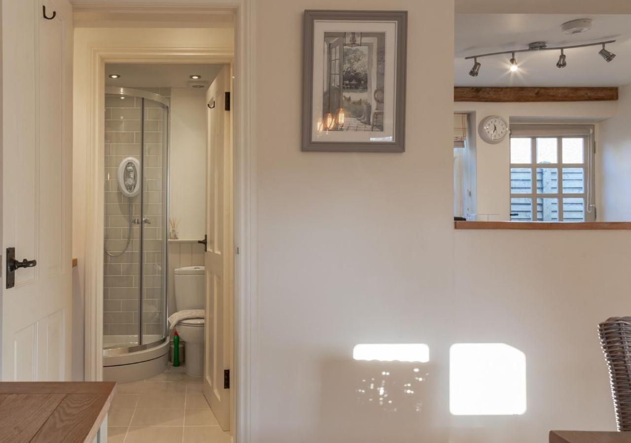 Jasmine Cottage - 2 Bedroom In Heart Of Bourton! Ngoại thất bức ảnh