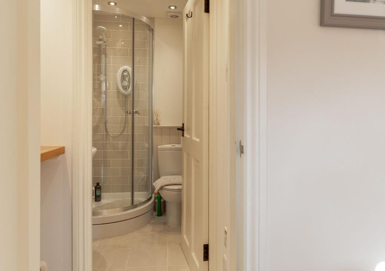 Jasmine Cottage - 2 Bedroom In Heart Of Bourton! Ngoại thất bức ảnh