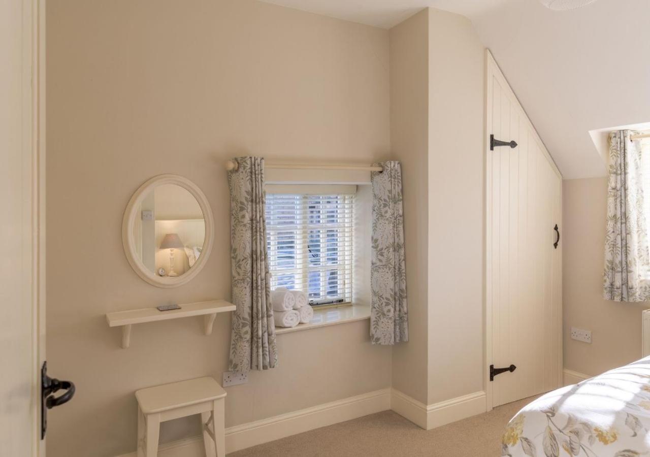 Jasmine Cottage - 2 Bedroom In Heart Of Bourton! Ngoại thất bức ảnh