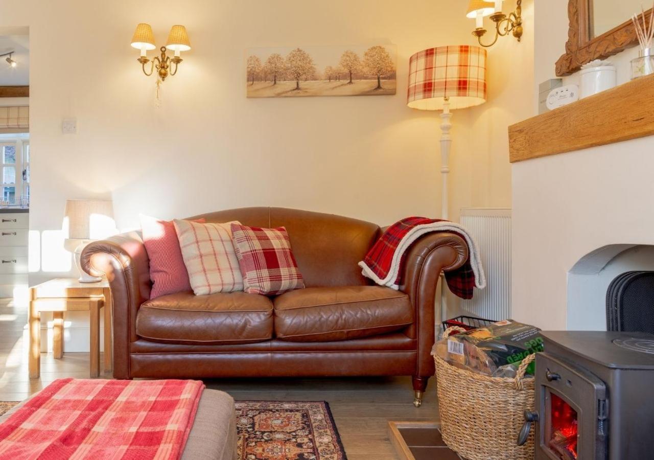 Jasmine Cottage - 2 Bedroom In Heart Of Bourton! Ngoại thất bức ảnh
