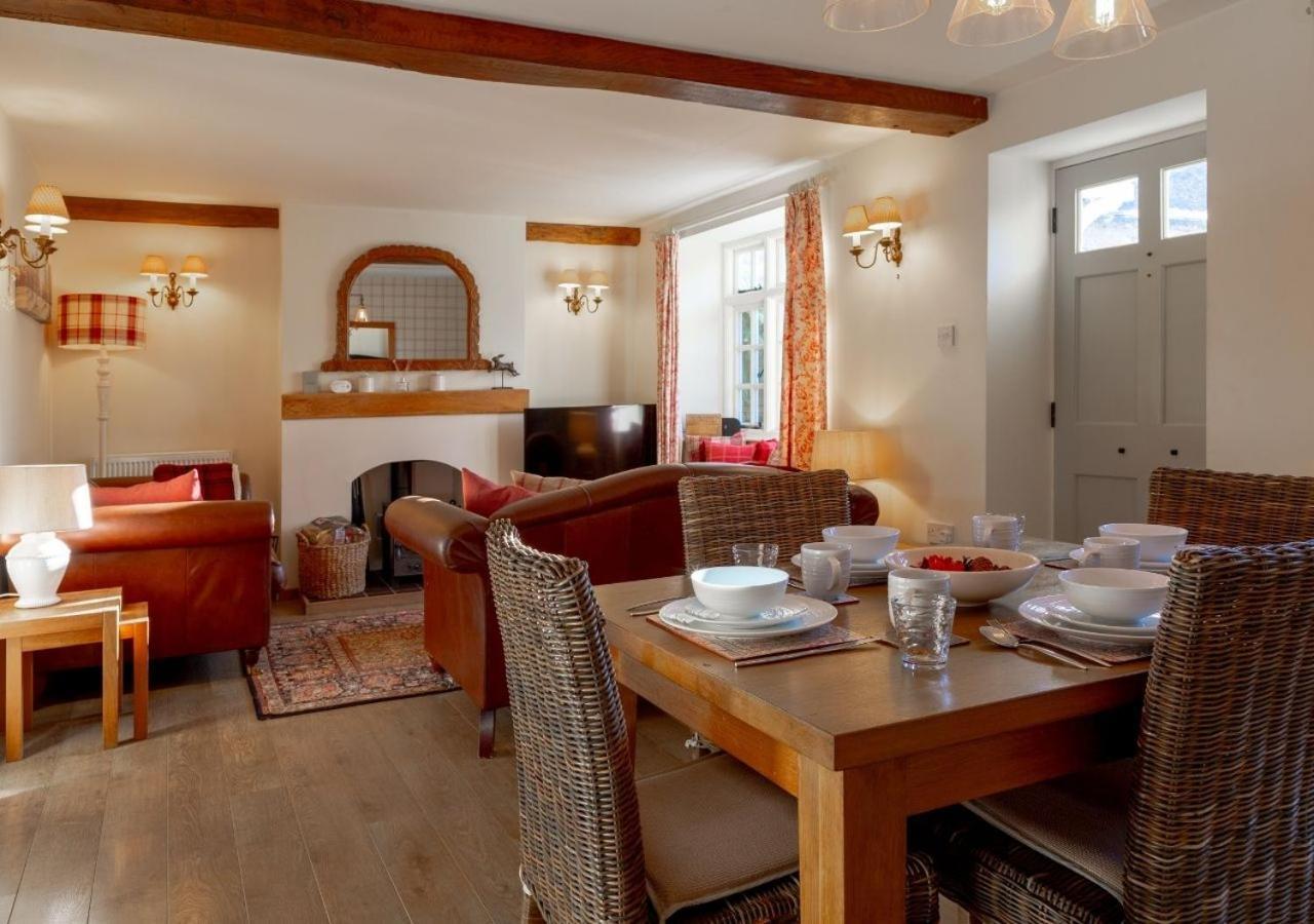 Jasmine Cottage - 2 Bedroom In Heart Of Bourton! Ngoại thất bức ảnh