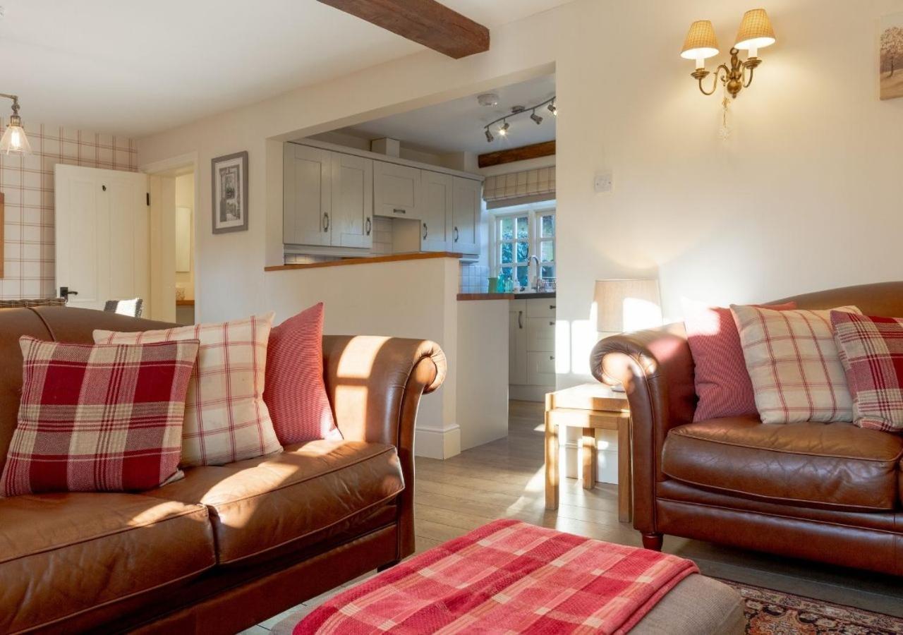 Jasmine Cottage - 2 Bedroom In Heart Of Bourton! Ngoại thất bức ảnh