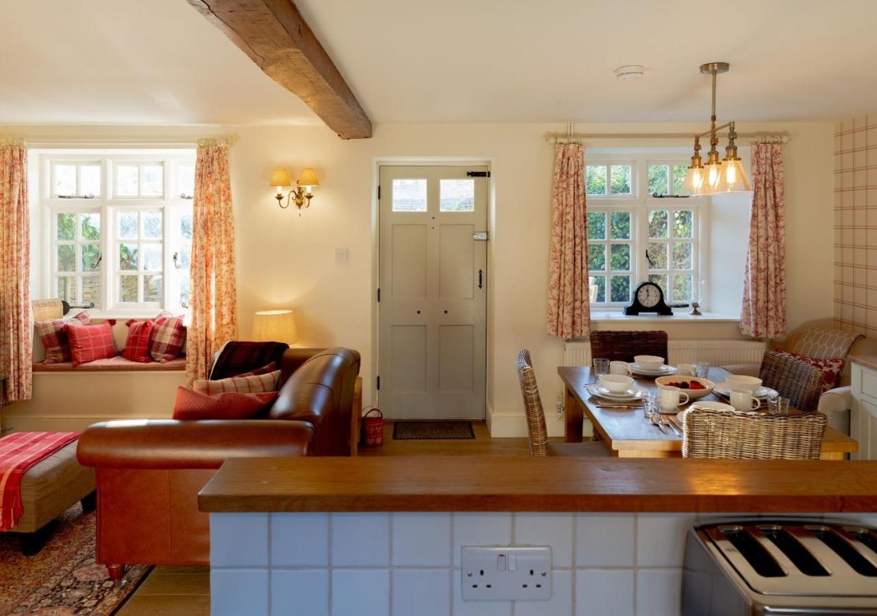 Jasmine Cottage - 2 Bedroom In Heart Of Bourton! Ngoại thất bức ảnh